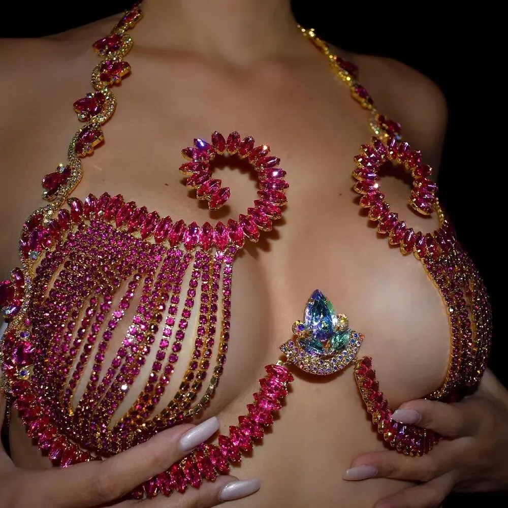 Body Jewelry Dress - 女性のためのピンクのクリスタルの胸のサポート,ナイトクラブの衣装,binit,ラインストーン,チェーン,ドレス,ジュエリー,セクシーなトップアクセサリー