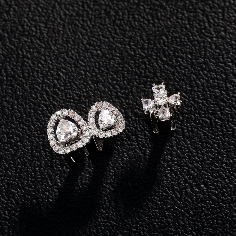 新型高級DIYトップボトムブリンブリンハートジルコン歯グリル - Body Jewelry High End のレビューと価格