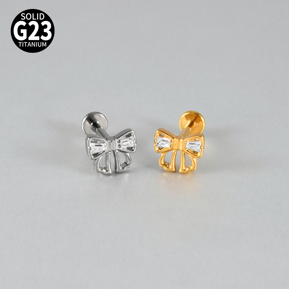 1PCチタン製アニマルフラットバックCZフラワーリップラブレ - Body Jewelry Etc のレビューと価格