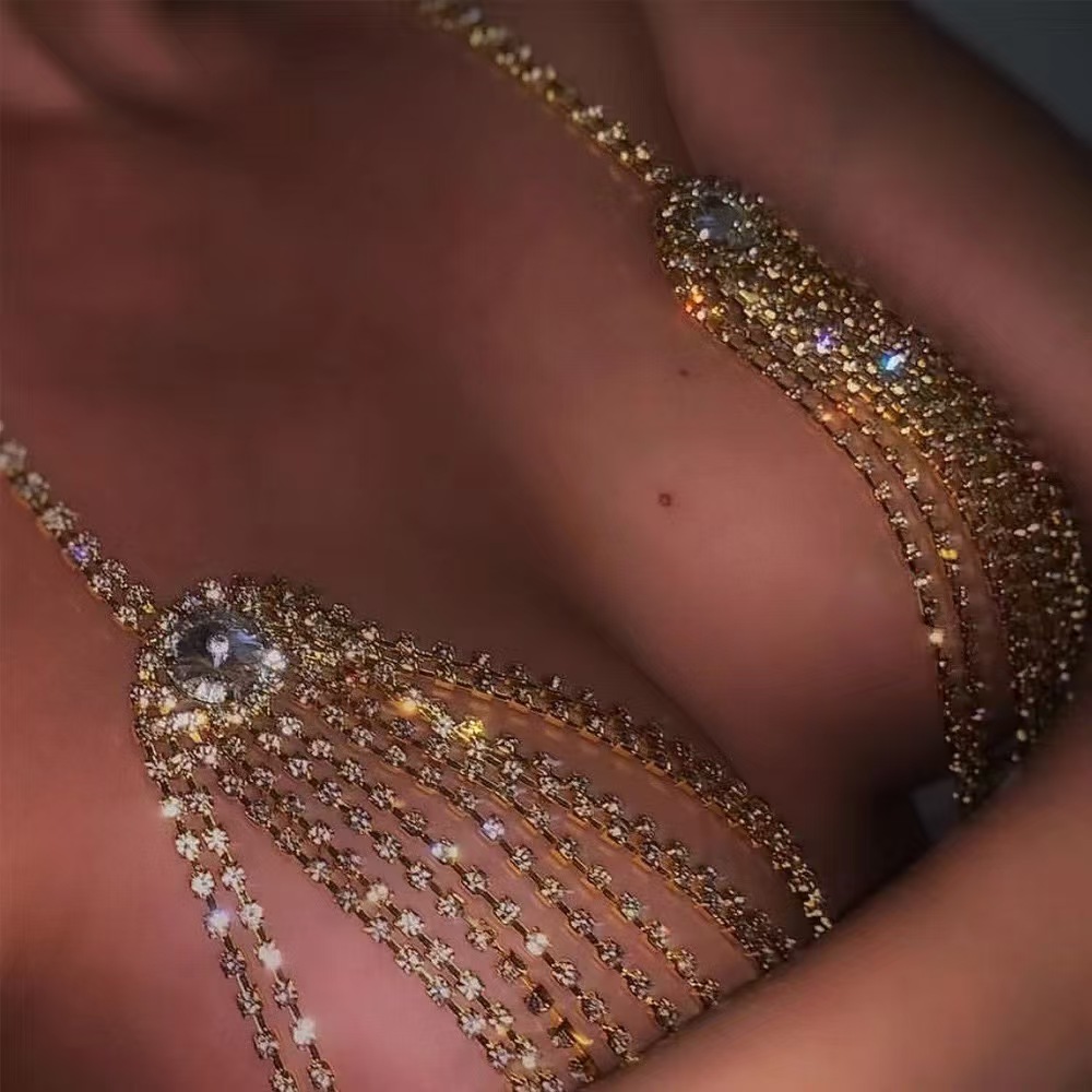 ファッショナブルで人気のある、多用途で個性的な、誇張された縦 - Body Jewelry Hot のレビューと価格